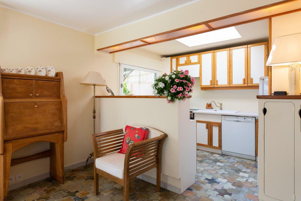 Haus Mit Garten Ueber Der Bucht Von Cannes Vallauris Zewnętrze zdjęcie