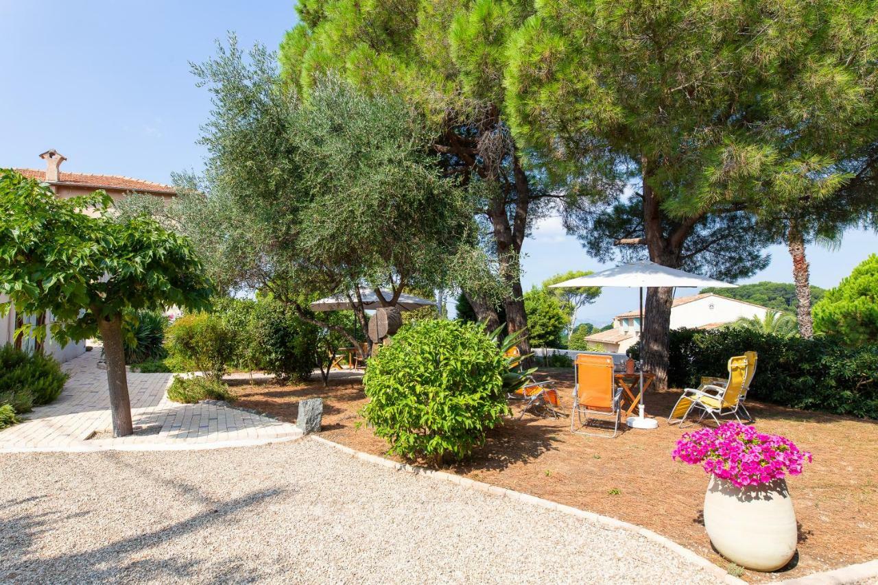 Haus Mit Garten Ueber Der Bucht Von Cannes Vallauris Zewnętrze zdjęcie